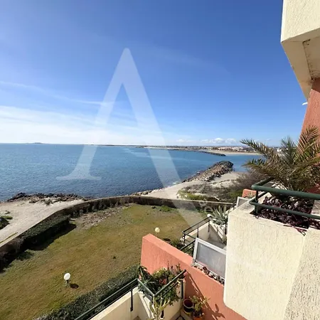 Appartement T2 Coin Chambre, Terrasse 1ere Ligne Mer, Piscine