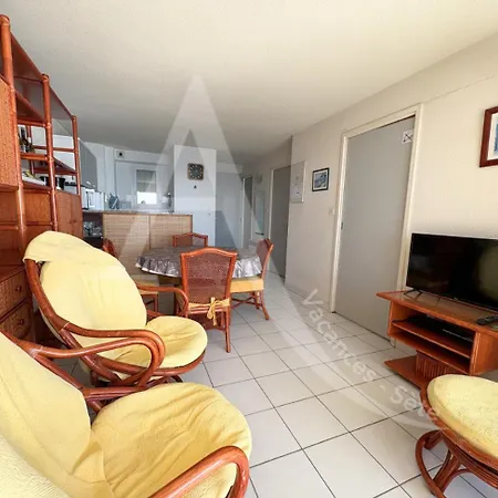 T2 Coin Chambre, Terrasse 1ere Ligne Mer, Piscine Daire *