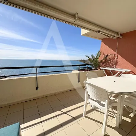 T2 Coin Chambre, Terrasse 1ere Ligne Mer, Piscine Apartment Sete